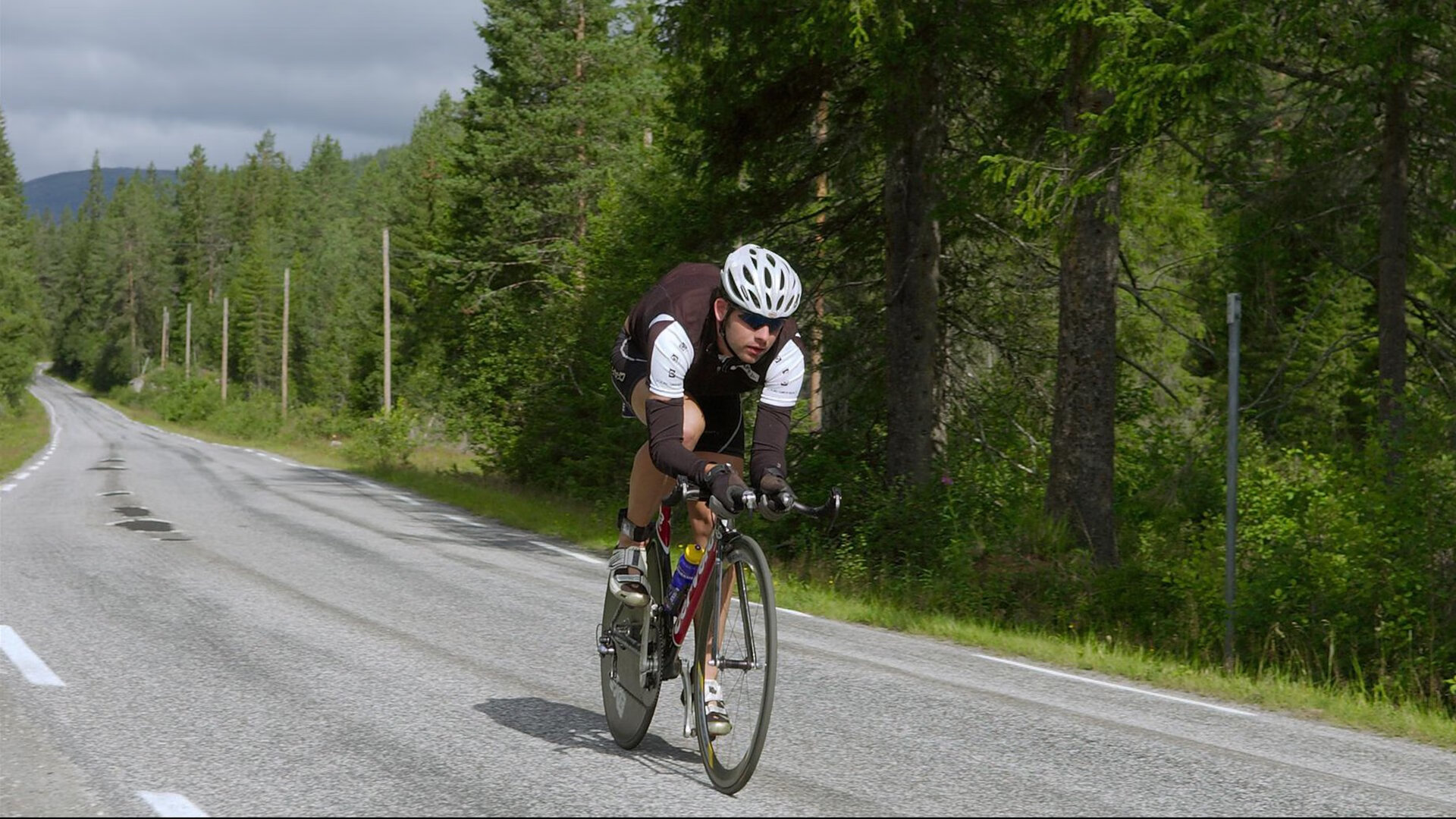 中国男篮体能训练强度升级 备战国际硬仗,中国男篮练兵