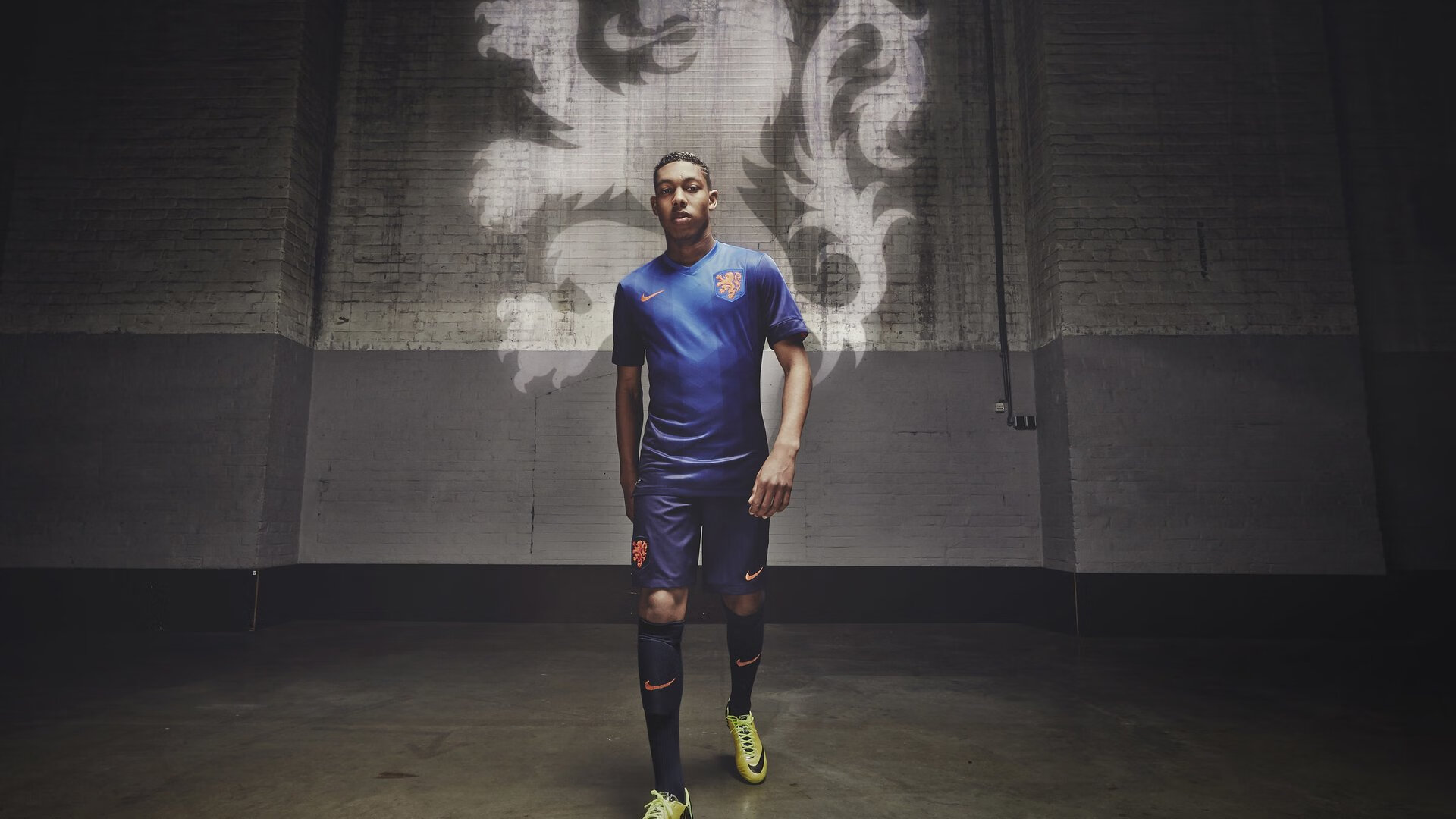 德布劳内助攻帽子戏法,曼城中场大师归来,德布劳内是曼城队长么